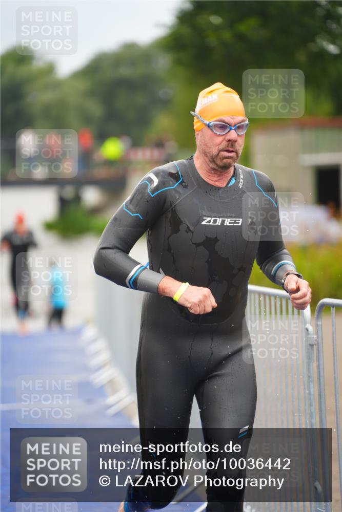 30.08.2026 - Elbe Triathlon Hamburg LAZAROV Photography http://msf.ph/oto/10036442 30.08.2026 09:08:52 Schwimmen 782 meine-sportfotos.de