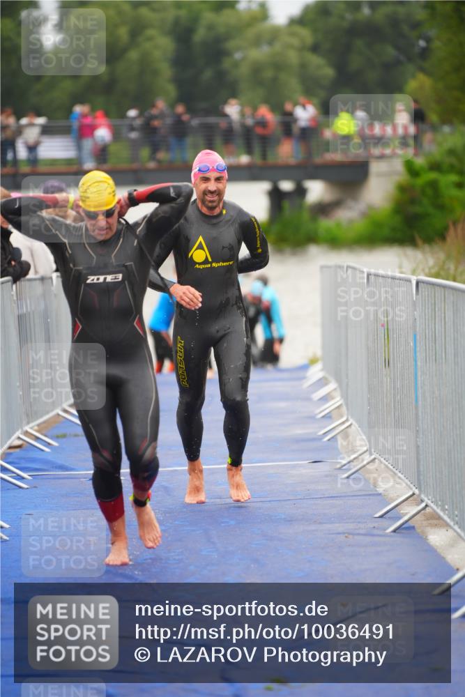 30.08.2026 - Elbe Triathlon Hamburg LAZAROV Photography http://msf.ph/oto/10036491 30.08.2026 09:09:10 Schwimmen 676, 698, 741, 746 meine-sportfotos.de