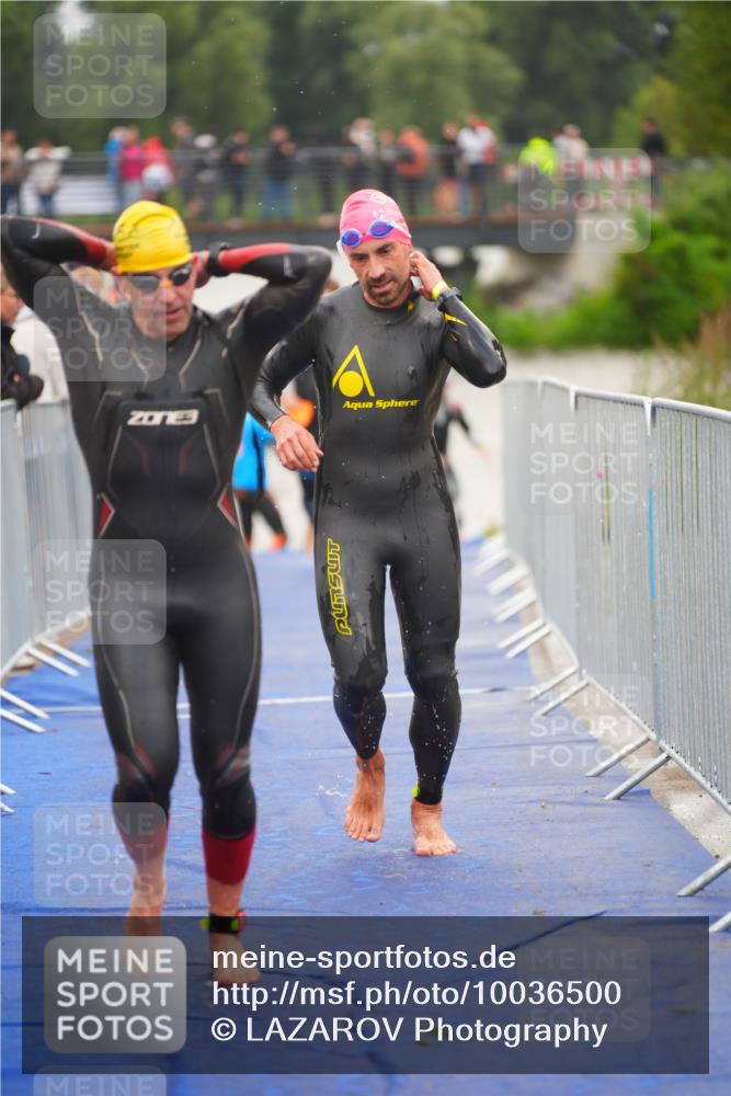 30.08.2026 - Elbe Triathlon Hamburg LAZAROV Photography http://msf.ph/oto/10036500 30.08.2026 09:09:11 Schwimmen 676, 698, 741, 746 meine-sportfotos.de