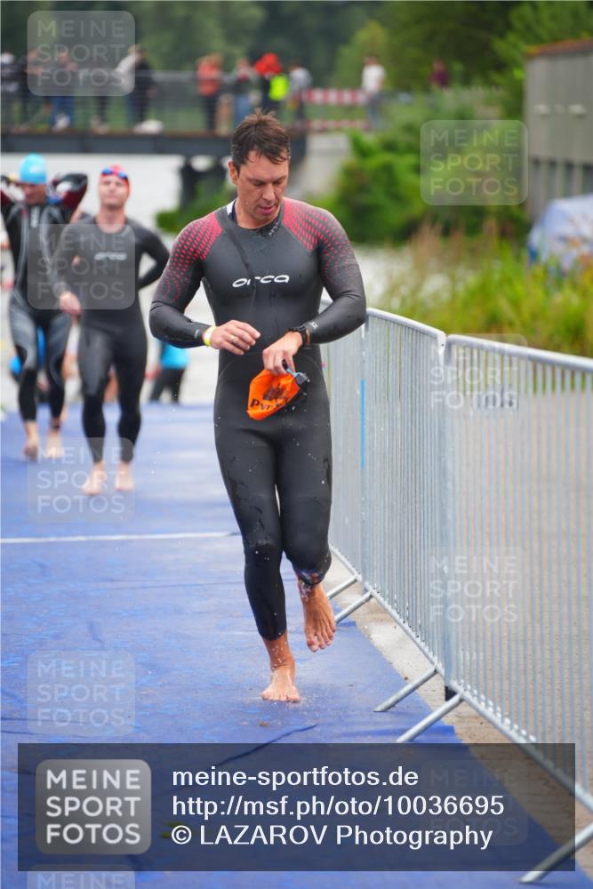 30.08.2026 - Elbe Triathlon Hamburg LAZAROV Photography http://msf.ph/oto/10036695 30.08.2026 09:10:23 Schwimmen 563, 656, 699 meine-sportfotos.de