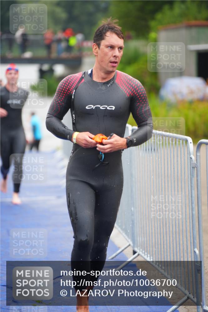 30.08.2026 - Elbe Triathlon Hamburg LAZAROV Photography http://msf.ph/oto/10036700 30.08.2026 09:10:24 Schwimmen 548, 563, 656, 699 meine-sportfotos.de