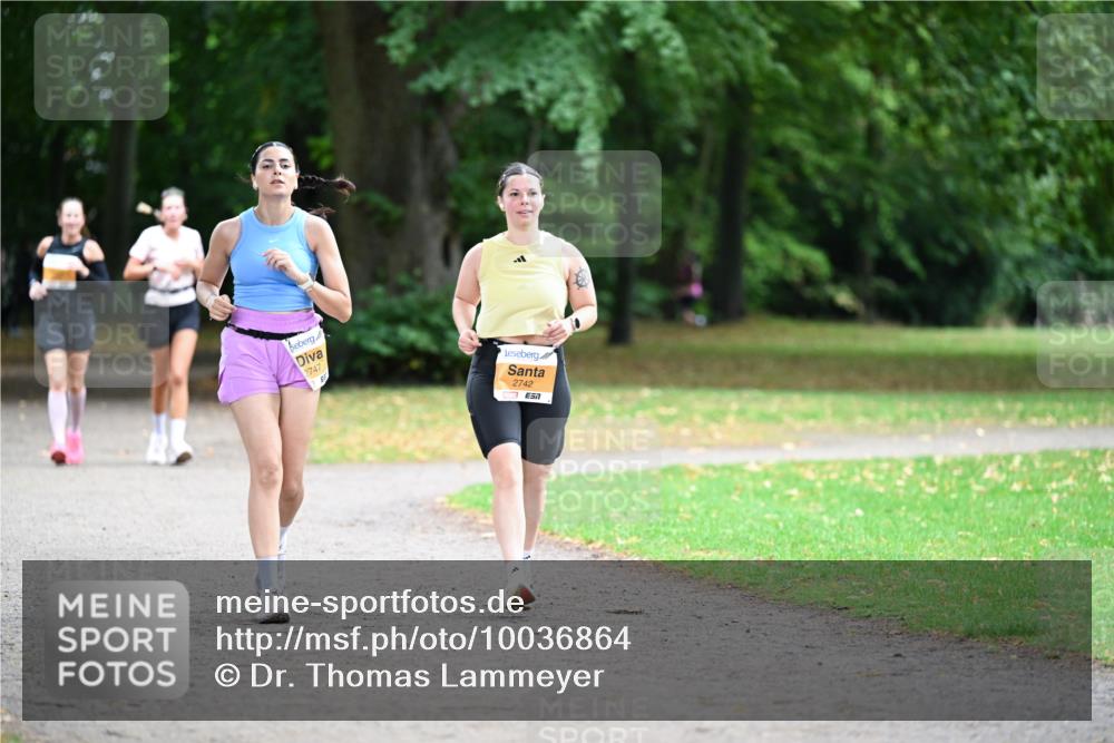 30.08.2026 - Blankeneser Heldenlauf Dr. Thomas Lammeyer http://msf.ph/oto/10036864 30.08.2026 10:47:52 Laufen 2747, 2742 meine-sportfotos.de