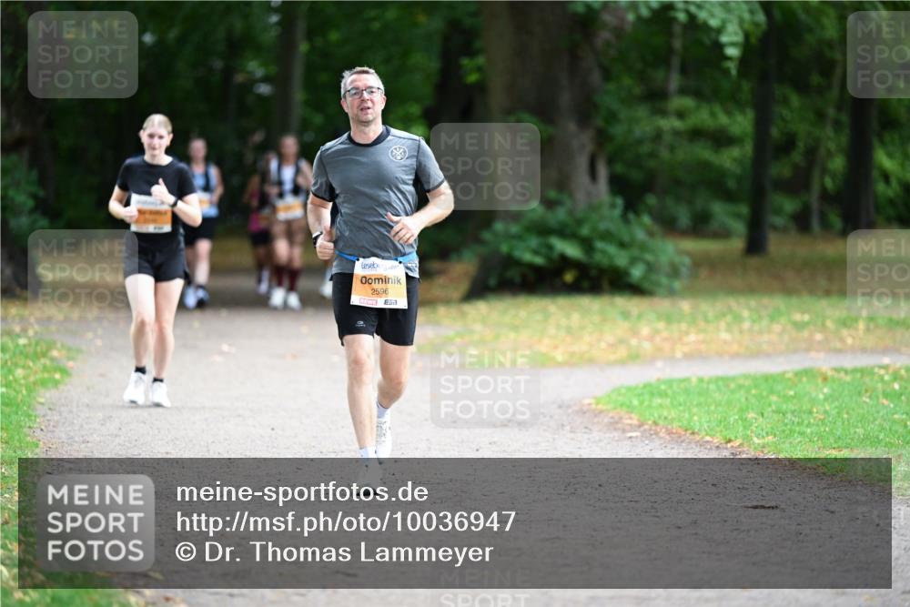 30.08.2026 - Blankeneser Heldenlauf Dr. Thomas Lammeyer http://msf.ph/oto/10036947 30.08.2026 10:48:47 Laufen 2596 meine-sportfotos.de