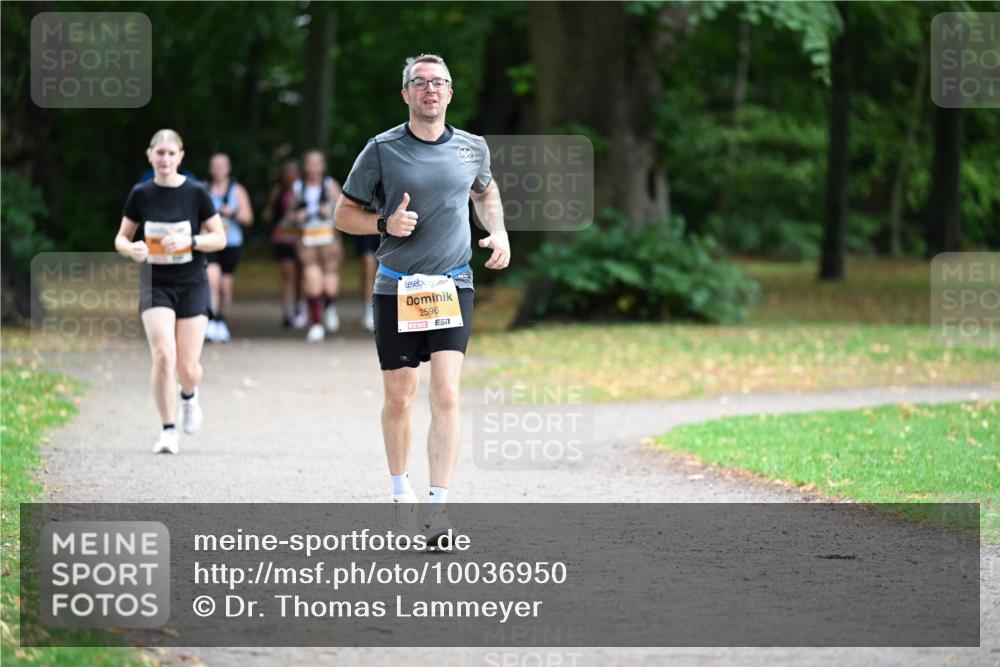 30.08.2026 - Blankeneser Heldenlauf Dr. Thomas Lammeyer http://msf.ph/oto/10036950 30.08.2026 10:48:47 Laufen 2596, 51 meine-sportfotos.de