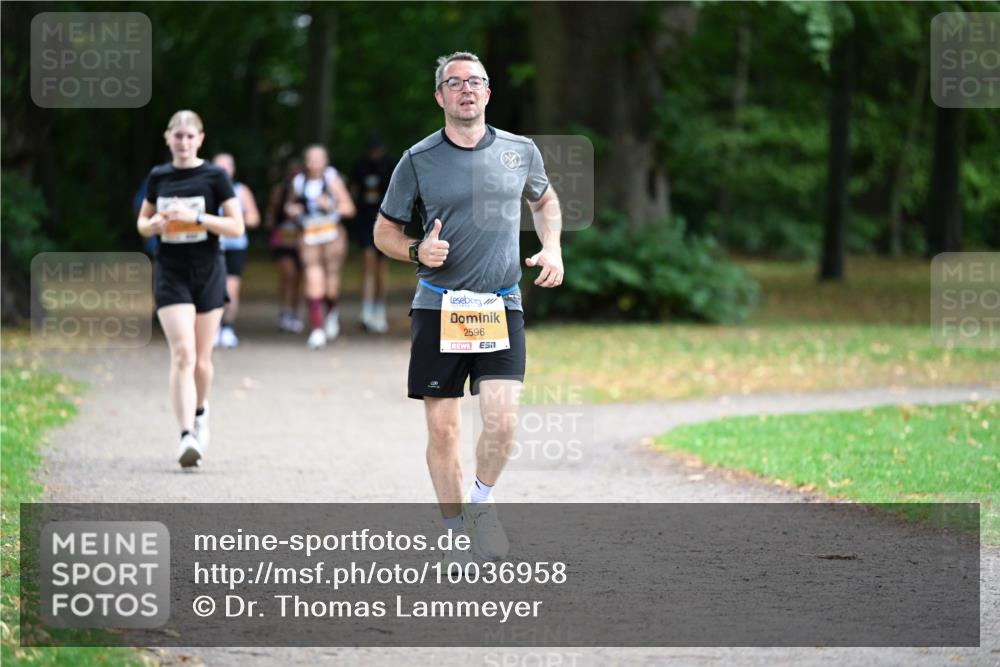 30.08.2026 - Blankeneser Heldenlauf Dr. Thomas Lammeyer http://msf.ph/oto/10036958 30.08.2026 10:48:48 Laufen 2596 meine-sportfotos.de