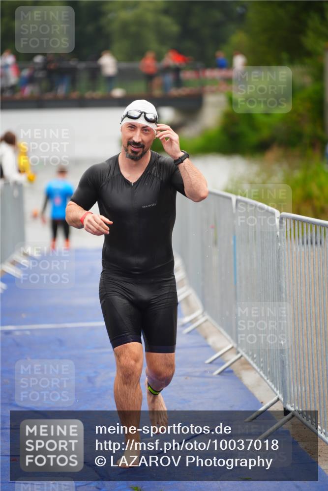 30.08.2026 - Elbe Triathlon Hamburg LAZAROV Photography http://msf.ph/oto/10037018 30.08.2026 09:11:18 Schwimmen 577, 629, 671, 709, 714, 747, 779 meine-sportfotos.de