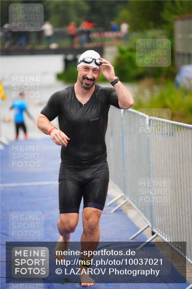 30.08.2026 - Elbe Triathlon Hamburg LAZAROV Photography http://msf.ph/oto/10037021 30.08.2026 09:11:18 Schwimmen 577, 629, 671, 709, 714, 747, 779 meine-sportfotos.de