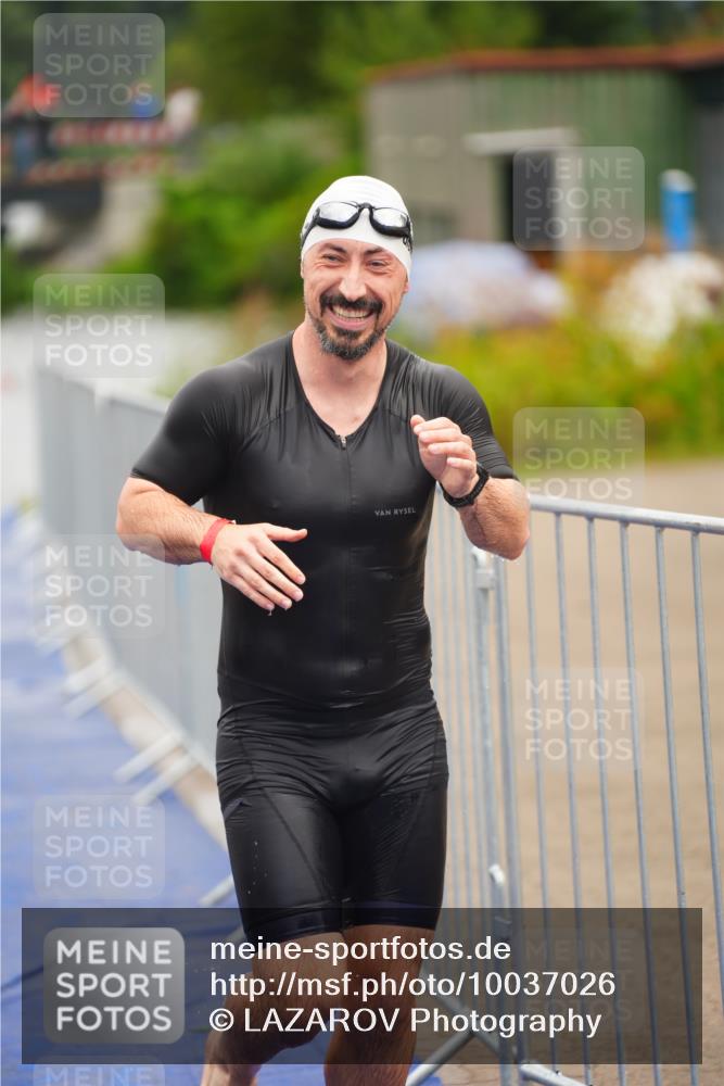 30.08.2026 - Elbe Triathlon Hamburg LAZAROV Photography http://msf.ph/oto/10037026 30.08.2026 09:11:19 Schwimmen 577, 629, 671, 709, 714, 747, 779 meine-sportfotos.de