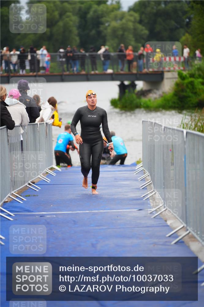 30.08.2026 - Elbe Triathlon Hamburg LAZAROV Photography http://msf.ph/oto/10037033 30.08.2026 09:11:30 Schwimmen 629, 869 meine-sportfotos.de