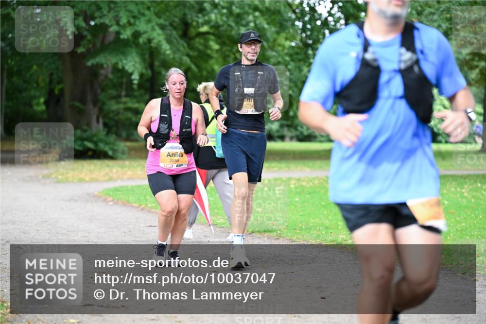 30.08.2026 - Blankeneser Heldenlauf Dr. Thomas Lammeyer http://msf.ph/oto/10037047 30.08.2026 10:49:06 Laufen 2259, 2260 meine-sportfotos.de