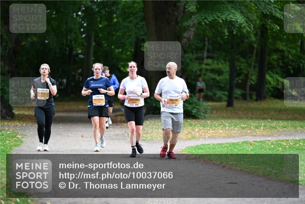 30.08.2026 - Blankeneser Heldenlauf Dr. Thomas Lammeyer http://msf.ph/oto/10037066 30.08.2026 10:49:37 Laufen 2736, 2700, 2002, 2001, 5 meine-sportfotos.de