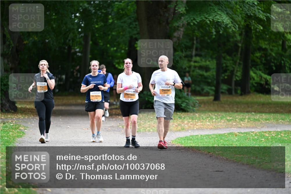30.08.2026 - Blankeneser Heldenlauf Dr. Thomas Lammeyer http://msf.ph/oto/10037068 30.08.2026 10:49:37 Laufen 2736, 2700, 2002, 2001 meine-sportfotos.de