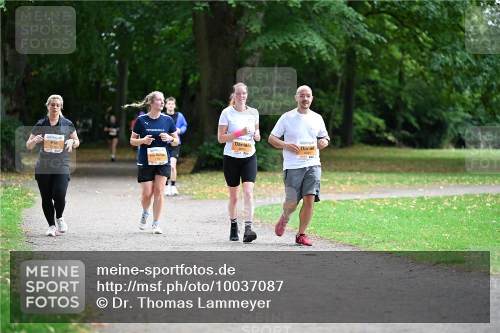 30.08.2026 - Blankeneser Heldenlauf Dr. Thomas Lammeyer http://msf.ph/oto/10037087 30.08.2026 10:49:40 Laufen 2736, 2002, 2001, 2700 meine-sportfotos.de