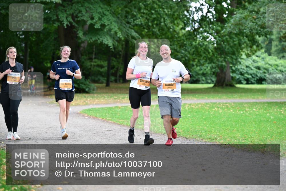 30.08.2026 - Blankeneser Heldenlauf Dr. Thomas Lammeyer http://msf.ph/oto/10037100 30.08.2026 10:49:43 Laufen 2736, 2700, 2002, 2001, 57 meine-sportfotos.de