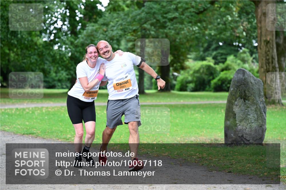 30.08.2026 - Blankeneser Heldenlauf Dr. Thomas Lammeyer http://msf.ph/oto/10037118 30.08.2026 10:49:45 Laufen 2002, 2001 meine-sportfotos.de
