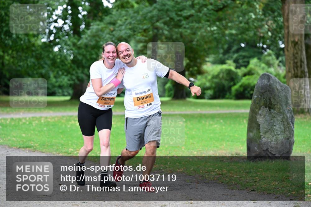 30.08.2026 - Blankeneser Heldenlauf Dr. Thomas Lammeyer http://msf.ph/oto/10037119 30.08.2026 10:49:45 Laufen 2002, 2001, 57 meine-sportfotos.de