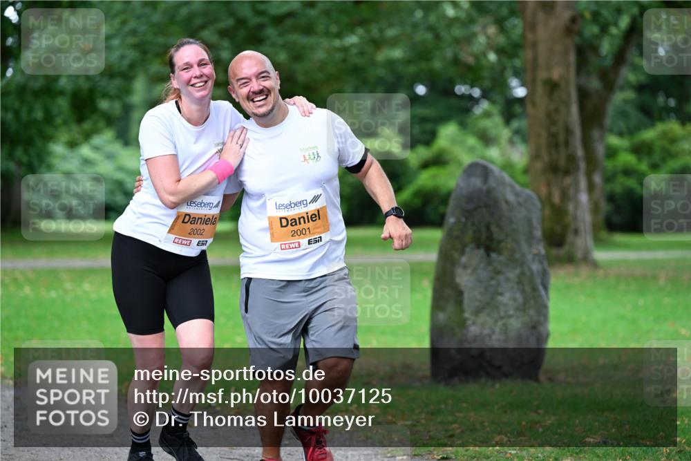 30.08.2026 - Blankeneser Heldenlauf Dr. Thomas Lammeyer http://msf.ph/oto/10037125 30.08.2026 10:49:45 Laufen 2002, 2001 meine-sportfotos.de
