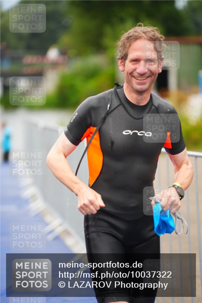 30.08.2026 - Elbe Triathlon Hamburg LAZAROV Photography http://msf.ph/oto/10037322 30.08.2026 09:13:04 Schwimmen 736, 754, 783 meine-sportfotos.de