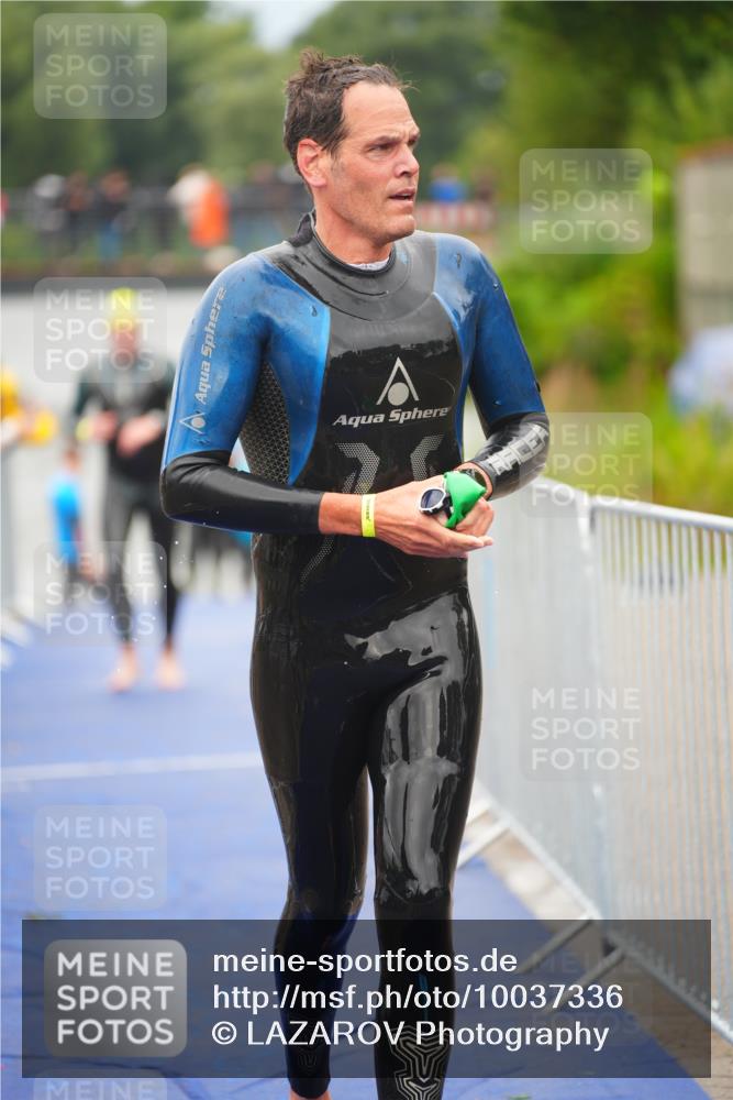 30.08.2026 - Elbe Triathlon Hamburg LAZAROV Photography http://msf.ph/oto/10037336 30.08.2026 09:13:10 Schwimmen 680, 736, 754 meine-sportfotos.de