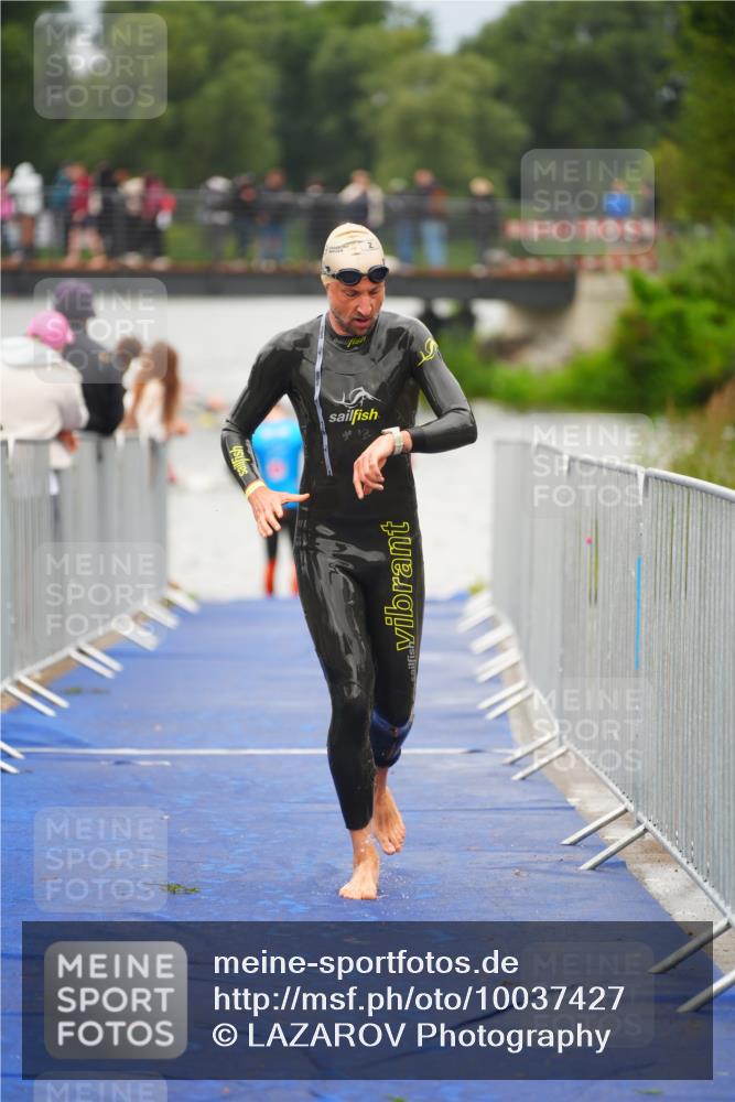 30.08.2026 - Elbe Triathlon Hamburg LAZAROV Photography http://msf.ph/oto/10037427 30.08.2026 09:13:54 Schwimmen 510, 711 meine-sportfotos.de