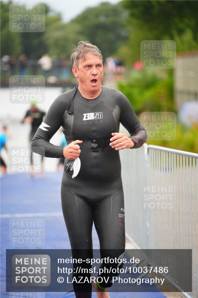 30.08.2026 - Elbe Triathlon Hamburg LAZAROV Photography http://msf.ph/oto/10037486 30.08.2026 09:14:27 Schwimmen 726 meine-sportfotos.de