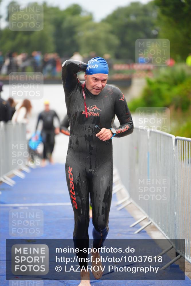 30.08.2026 - Elbe Triathlon Hamburg LAZAROV Photography http://msf.ph/oto/10037618 30.08.2026 09:15:01 Schwimmen 659, 662, 734 meine-sportfotos.de