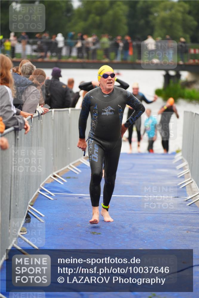 30.08.2026 - Elbe Triathlon Hamburg LAZAROV Photography http://msf.ph/oto/10037646 30.08.2026 09:15:09 Schwimmen 659, 662, 669, 734, 786 meine-sportfotos.de
