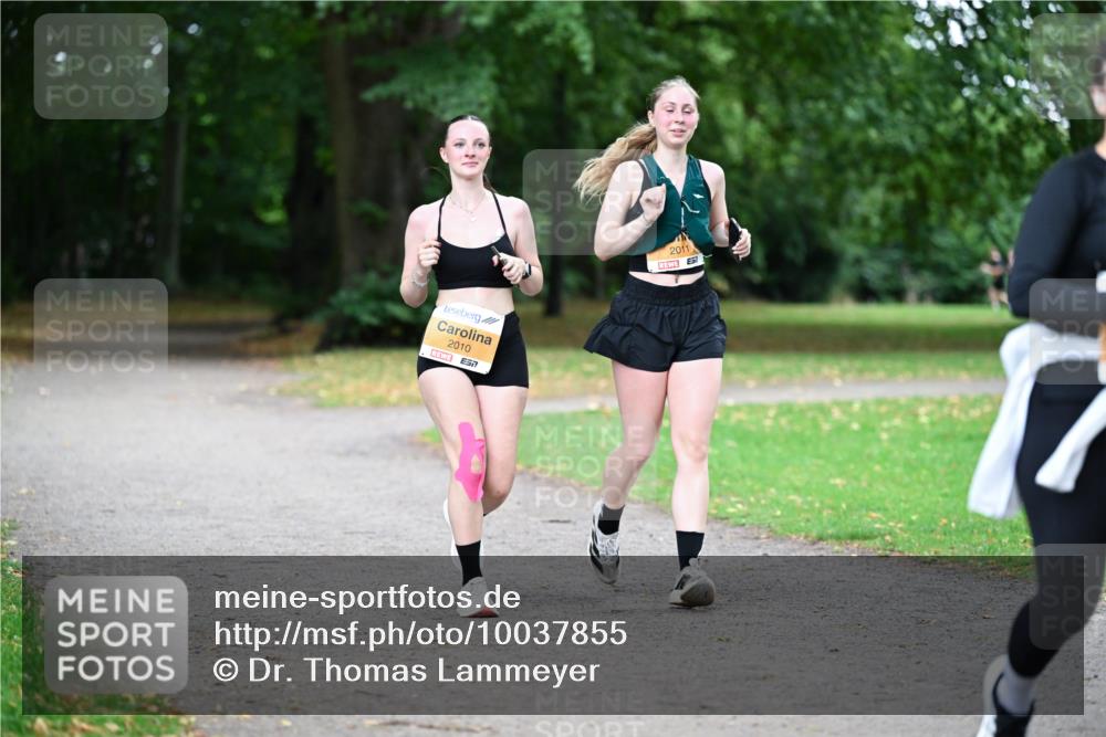 30.08.2026 - Blankeneser Heldenlauf Dr. Thomas Lammeyer http://msf.ph/oto/10037855 30.08.2026 10:56:05 Laufen 2010, 2011 meine-sportfotos.de