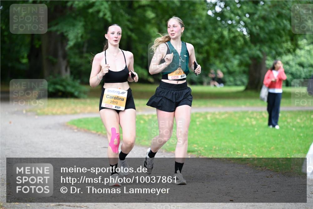 30.08.2026 - Blankeneser Heldenlauf Dr. Thomas Lammeyer http://msf.ph/oto/10037861 30.08.2026 10:56:06 Laufen 2010, 2011 meine-sportfotos.de