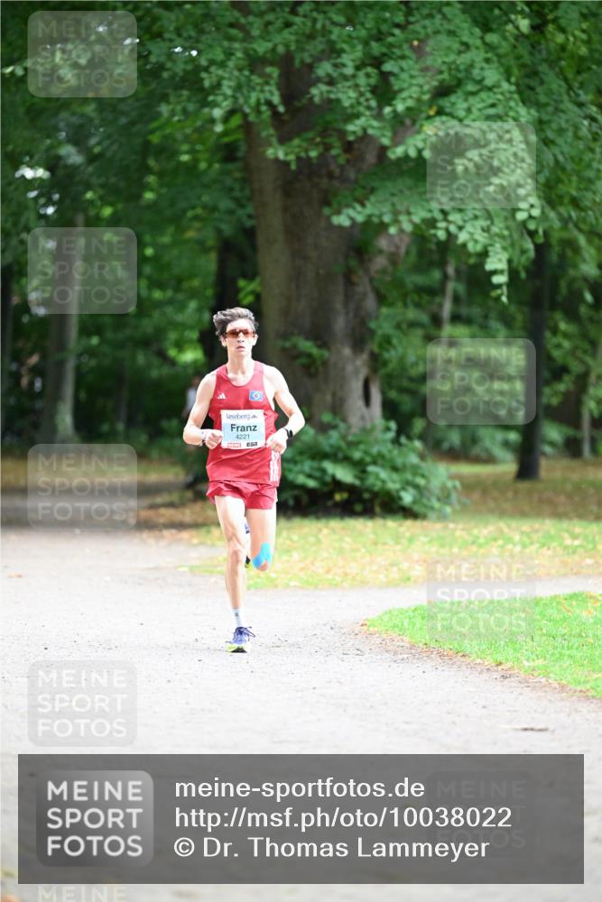 30.08.2026 - Blankeneser Heldenlauf Dr. Thomas Lammeyer http://msf.ph/oto/10038022 30.08.2026 11:00:25 Laufen 4221 meine-sportfotos.de