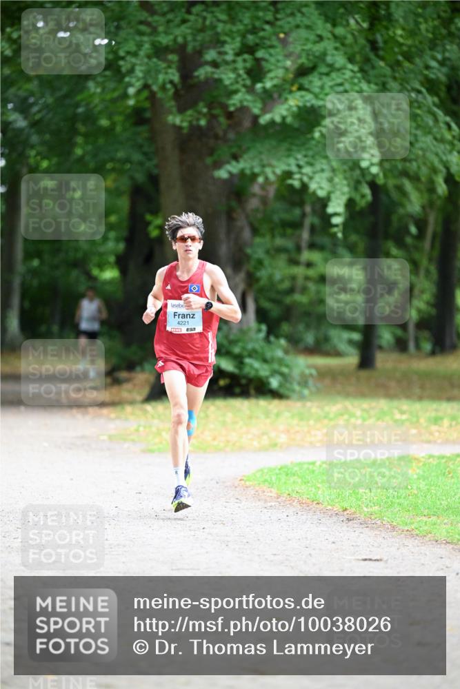 30.08.2026 - Blankeneser Heldenlauf Dr. Thomas Lammeyer http://msf.ph/oto/10038026 30.08.2026 11:00:26 Laufen 4221, 57 meine-sportfotos.de