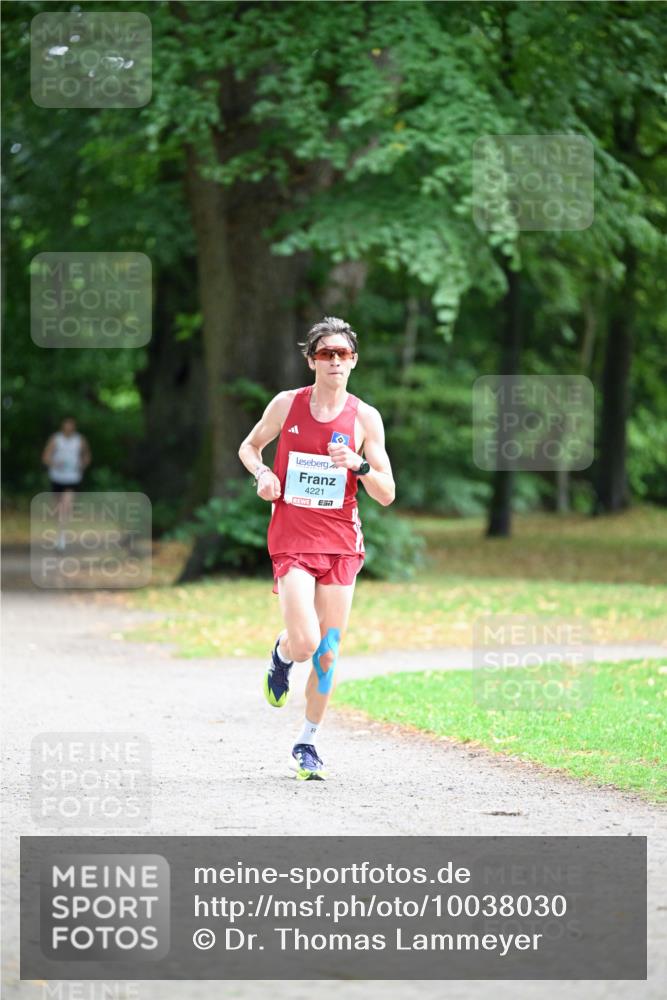 30.08.2026 - Blankeneser Heldenlauf Dr. Thomas Lammeyer http://msf.ph/oto/10038030 30.08.2026 11:00:26 Laufen 4221 meine-sportfotos.de