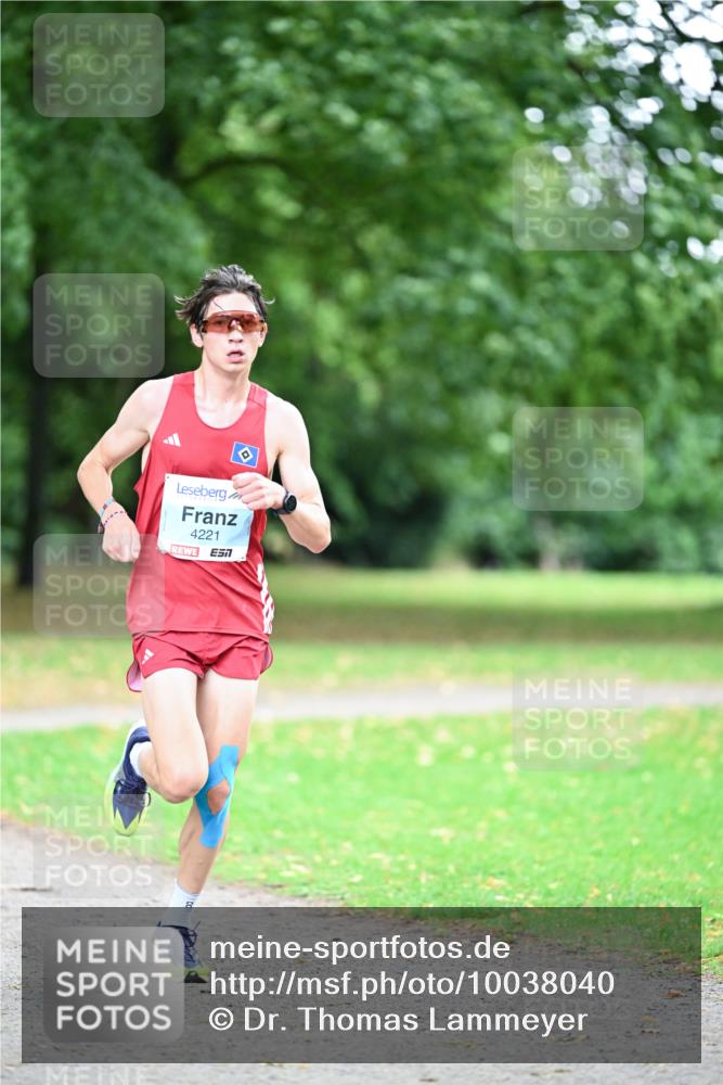 30.08.2026 - Blankeneser Heldenlauf Dr. Thomas Lammeyer http://msf.ph/oto/10038040 30.08.2026 11:00:28 Laufen 4221, 90 meine-sportfotos.de