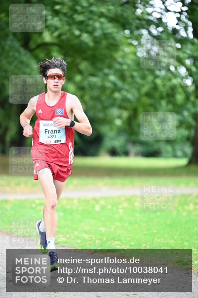 30.08.2026 - Blankeneser Heldenlauf Dr. Thomas Lammeyer http://msf.ph/oto/10038041 30.08.2026 11:00:28 Laufen 4221 meine-sportfotos.de