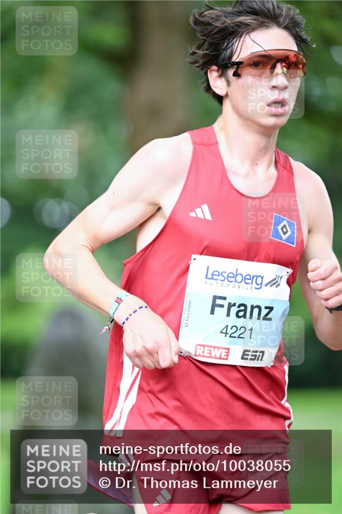 30.08.2026 - Blankeneser Heldenlauf Dr. Thomas Lammeyer http://msf.ph/oto/10038055 30.08.2026 11:00:30 Laufen 21, 1, 4221 meine-sportfotos.de
