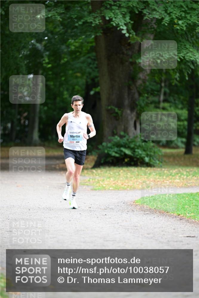 30.08.2026 - Blankeneser Heldenlauf Dr. Thomas Lammeyer http://msf.ph/oto/10038057 30.08.2026 11:00:36 Laufen 4351 meine-sportfotos.de
