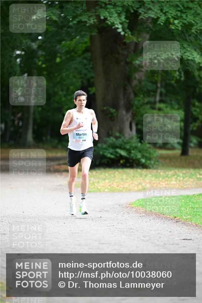 30.08.2026 - Blankeneser Heldenlauf Dr. Thomas Lammeyer http://msf.ph/oto/10038060 30.08.2026 11:00:37 Laufen 4351 meine-sportfotos.de