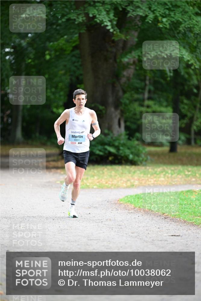 30.08.2026 - Blankeneser Heldenlauf Dr. Thomas Lammeyer http://msf.ph/oto/10038062 30.08.2026 11:00:37 Laufen 4351 meine-sportfotos.de