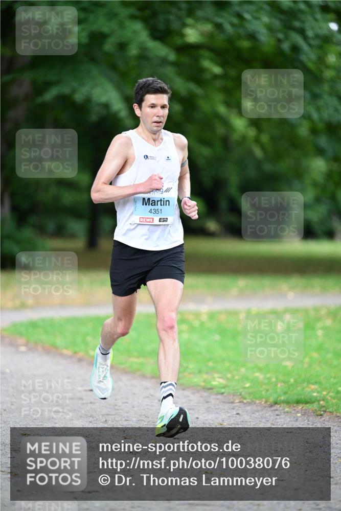30.08.2026 - Blankeneser Heldenlauf Dr. Thomas Lammeyer http://msf.ph/oto/10038076 30.08.2026 11:00:39 Laufen 4351 meine-sportfotos.de
