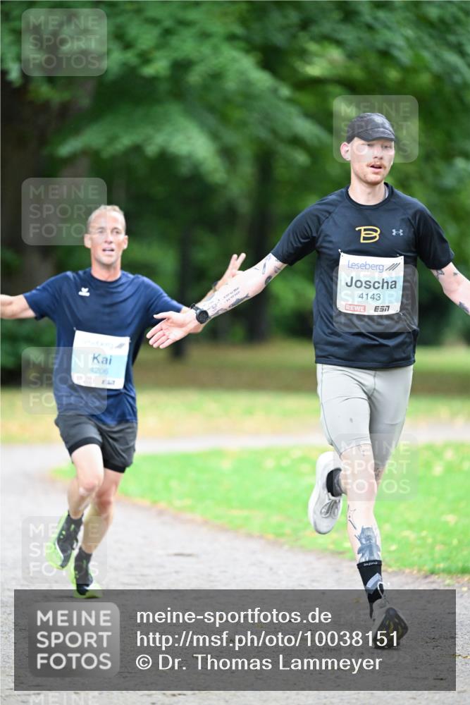 30.08.2026 - Blankeneser Heldenlauf Dr. Thomas Lammeyer http://msf.ph/oto/10038151 30.08.2026 11:04:41 Laufen 4206, 4143 meine-sportfotos.de