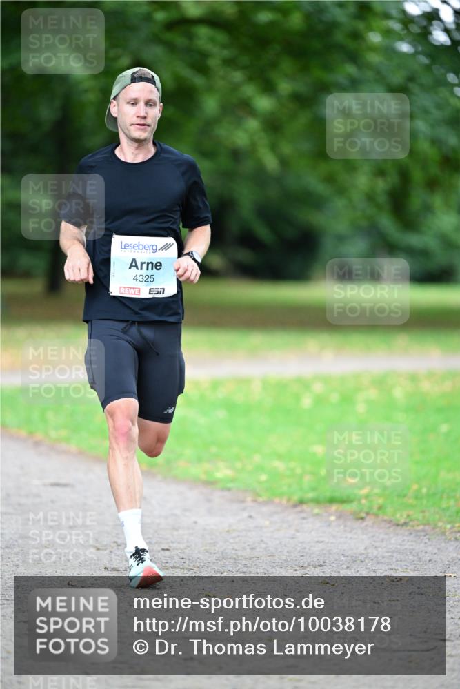 30.08.2026 - Blankeneser Heldenlauf Dr. Thomas Lammeyer http://msf.ph/oto/10038178 30.08.2026 11:05:10 Laufen 4325 meine-sportfotos.de