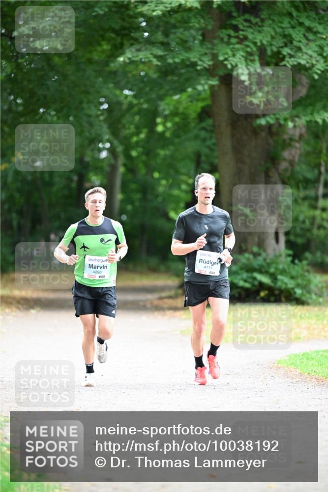 30.08.2026 - Blankeneser Heldenlauf Dr. Thomas Lammeyer http://msf.ph/oto/10038192 30.08.2026 11:05:40 Laufen 4296, 4111 meine-sportfotos.de