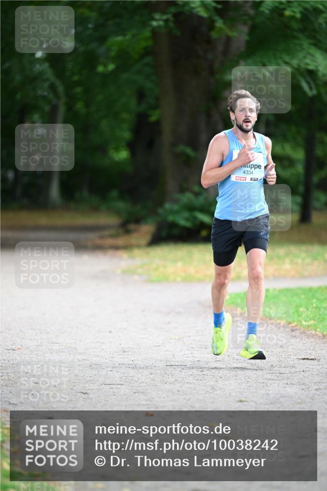 30.08.2026 - Blankeneser Heldenlauf Dr. Thomas Lammeyer http://msf.ph/oto/10038242 30.08.2026 11:06:33 Laufen 4334, 57 meine-sportfotos.de