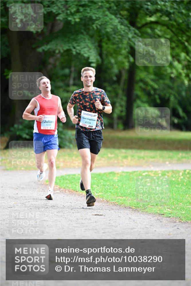 30.08.2026 - Blankeneser Heldenlauf Dr. Thomas Lammeyer http://msf.ph/oto/10038290 30.08.2026 11:07:25 Laufen 4205, 4174 meine-sportfotos.de