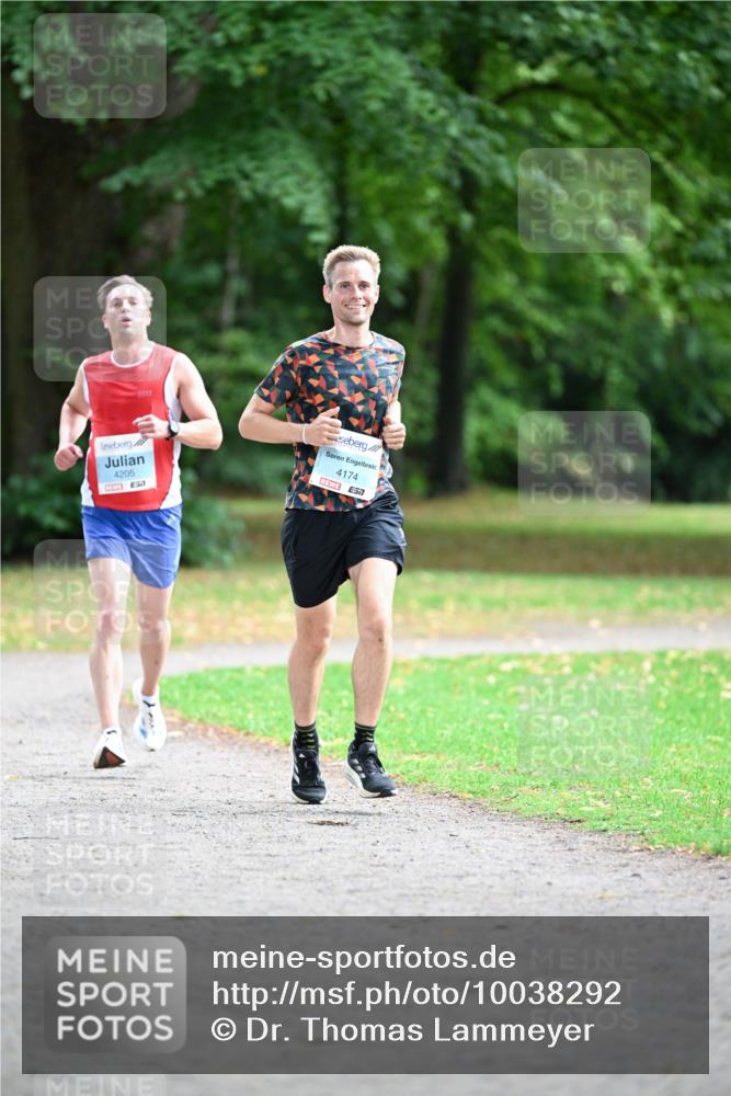 30.08.2026 - Blankeneser Heldenlauf Dr. Thomas Lammeyer http://msf.ph/oto/10038292 30.08.2026 11:07:25 Laufen 4205, 4174 meine-sportfotos.de