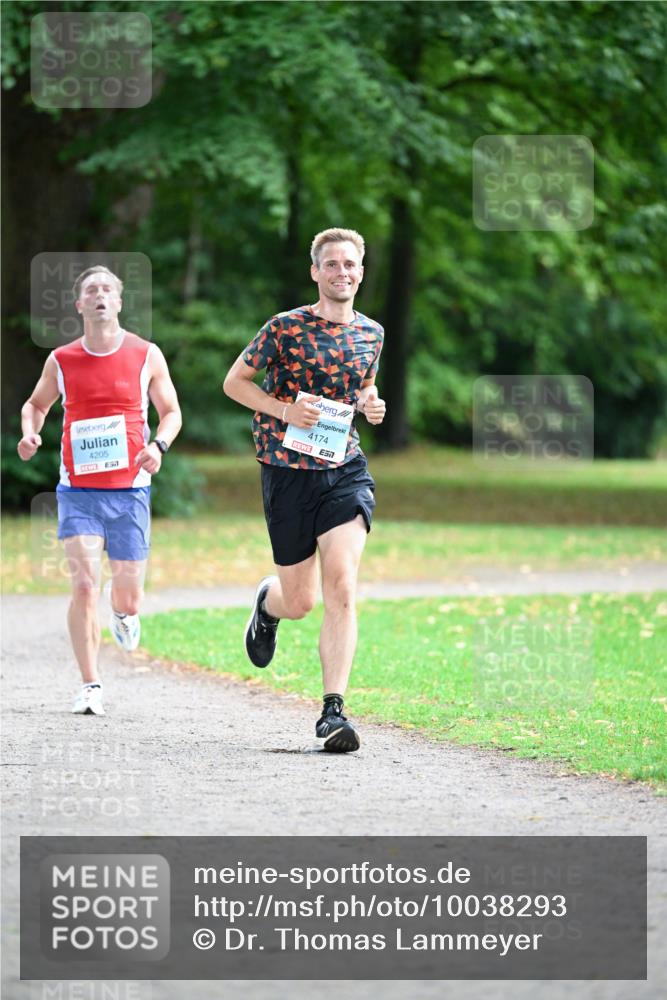 30.08.2026 - Blankeneser Heldenlauf Dr. Thomas Lammeyer http://msf.ph/oto/10038293 30.08.2026 11:07:25 Laufen 4205, 4174 meine-sportfotos.de