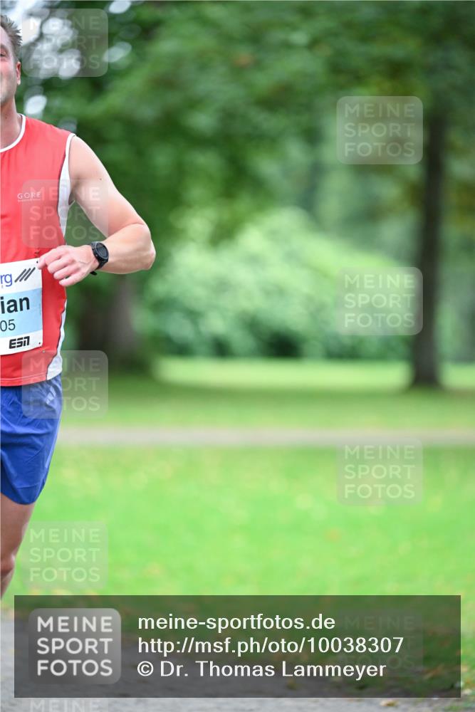 30.08.2026 - Blankeneser Heldenlauf Dr. Thomas Lammeyer http://msf.ph/oto/10038307 30.08.2026 11:07:28 Laufen 19, 05 meine-sportfotos.de