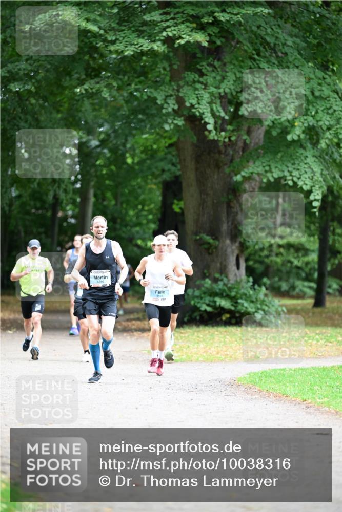 30.08.2026 - Blankeneser Heldenlauf Dr. Thomas Lammeyer http://msf.ph/oto/10038316 30.08.2026 11:07:57 Laufen 4240, 4125 meine-sportfotos.de