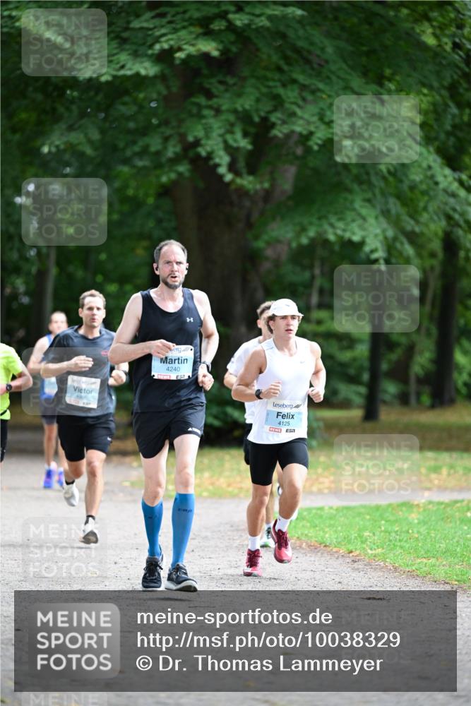 30.08.2026 - Blankeneser Heldenlauf Dr. Thomas Lammeyer http://msf.ph/oto/10038329 30.08.2026 11:08:00 Laufen 4300, 4240, 57, 4125 meine-sportfotos.de