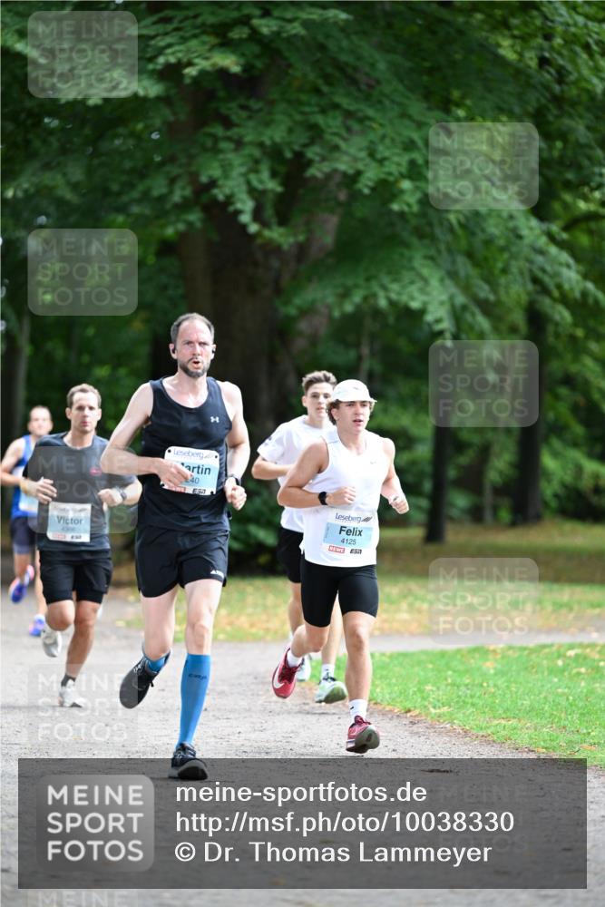 30.08.2026 - Blankeneser Heldenlauf Dr. Thomas Lammeyer http://msf.ph/oto/10038330 30.08.2026 11:08:00 Laufen 4306, 40, 4125 meine-sportfotos.de